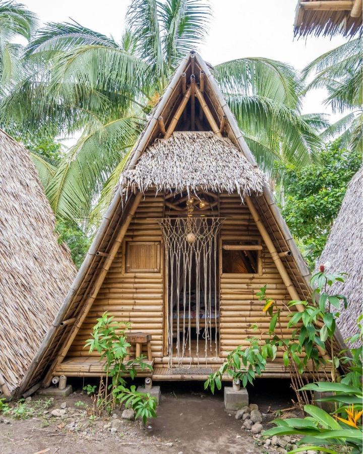 Mango Tree Eco-Hostel Дауин Екстериор снимка