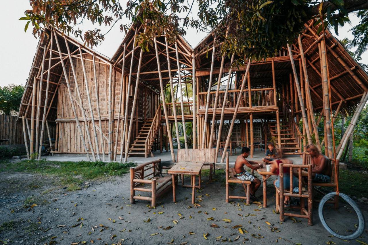 Mango Tree Eco-Hostel Дауин Екстериор снимка